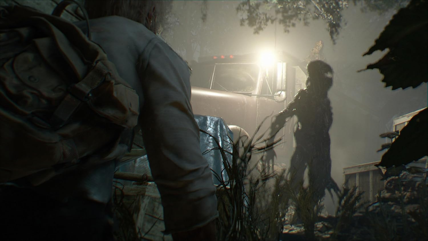 Detalle 2 de Resident Evil 7 biohazard Gold Edition (PlayStation 5) — survival horror in first-person