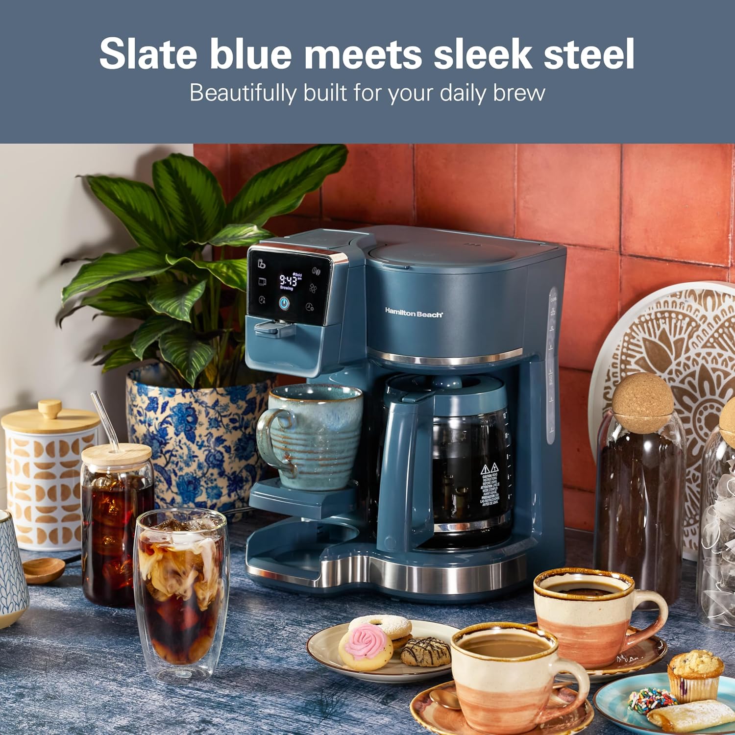 Detalle 2 de Hamilton Beach 2-Way Drip Coffee Maker & Single Serve Coffee Machine (47502J) — Kitchen Makeover Blue