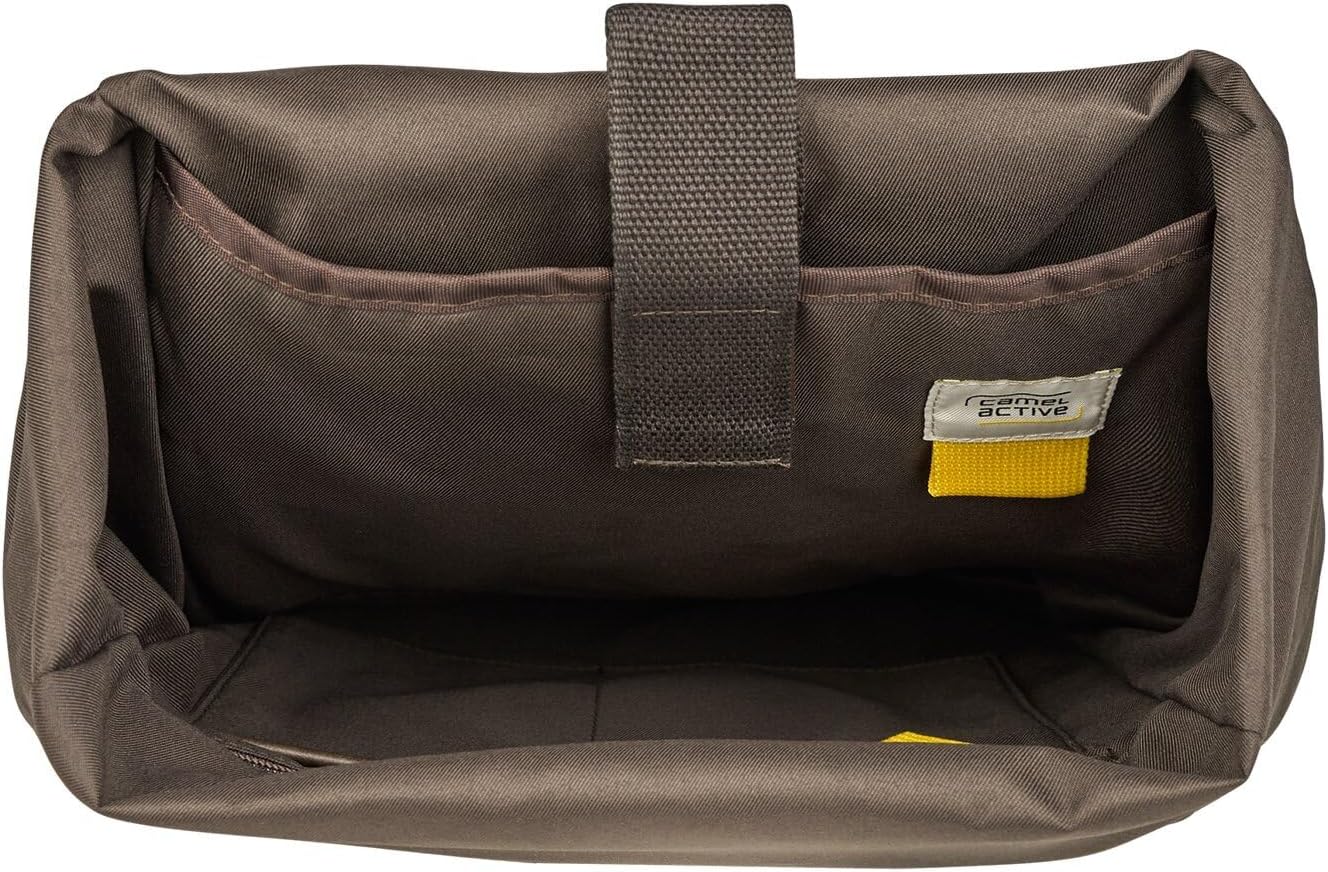 Detalle de camel active Herren Rucksack mit strukturierter Optik – Braun, Rolltop, 21 L