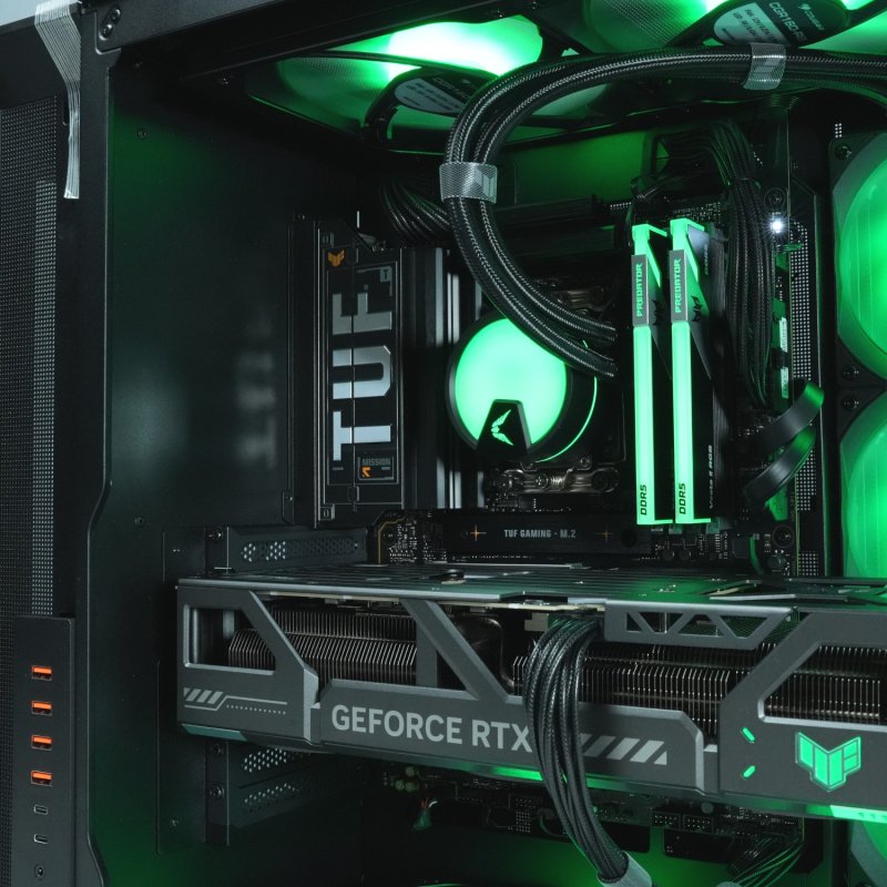 Detalle de epical-q Kretoros Ryzen 7 9800X3D 64GB 2TB