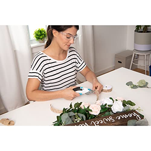 Thumbnail 10 de Black+Decker BCSC115-XJ: Tijeras eléctricas de 3,6 V con carga USB-C