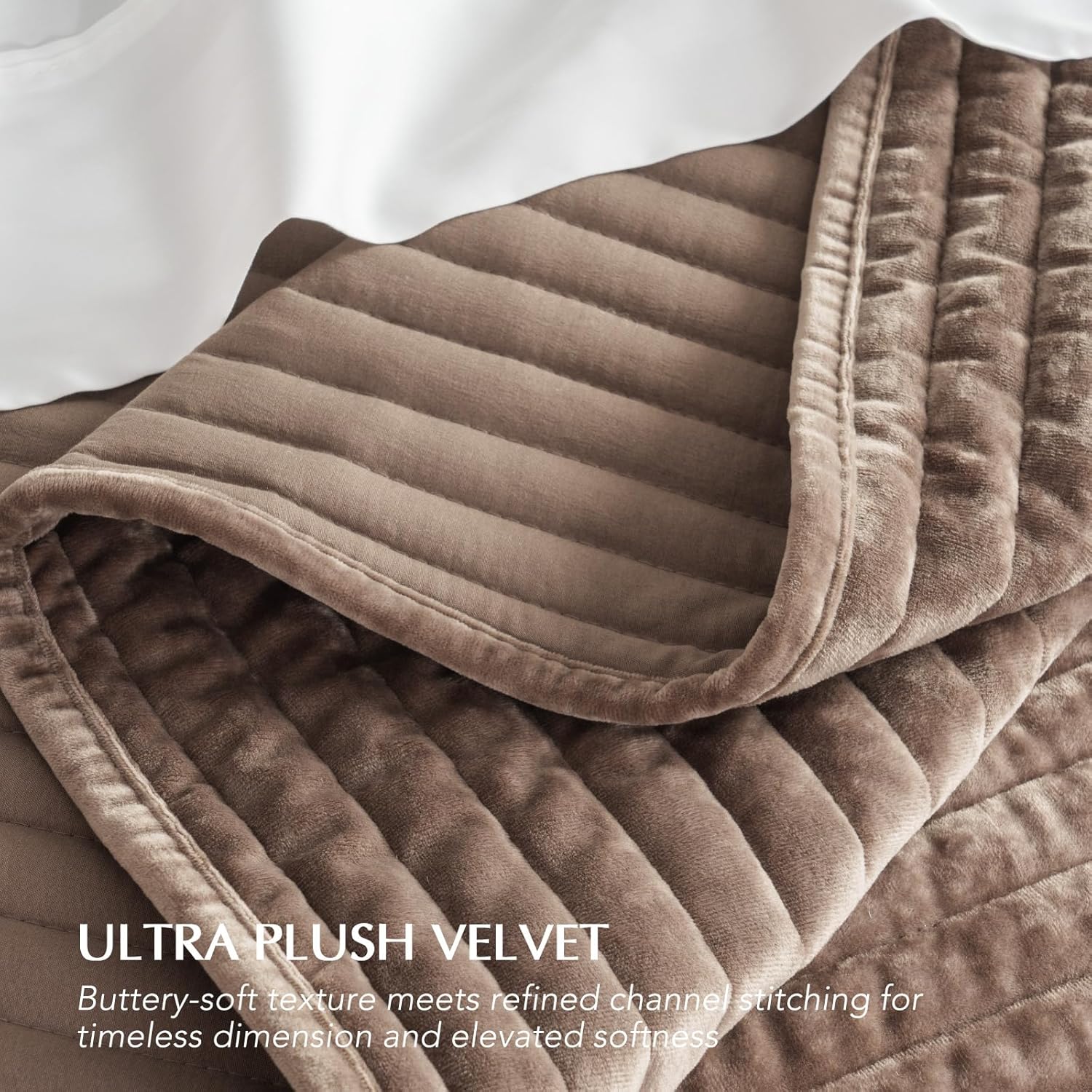 Thumbnail 4 de EverGrace Velvet Quilt Set King Size in Mocha Brown