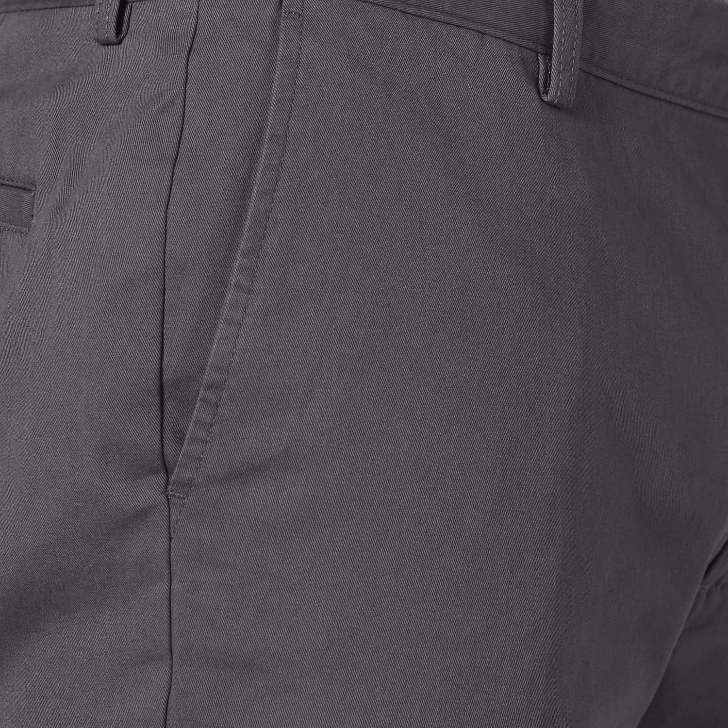 Thumbnail 5 de Amazon Essentials Men's Slim-Fit 9" Chino Shorts Review