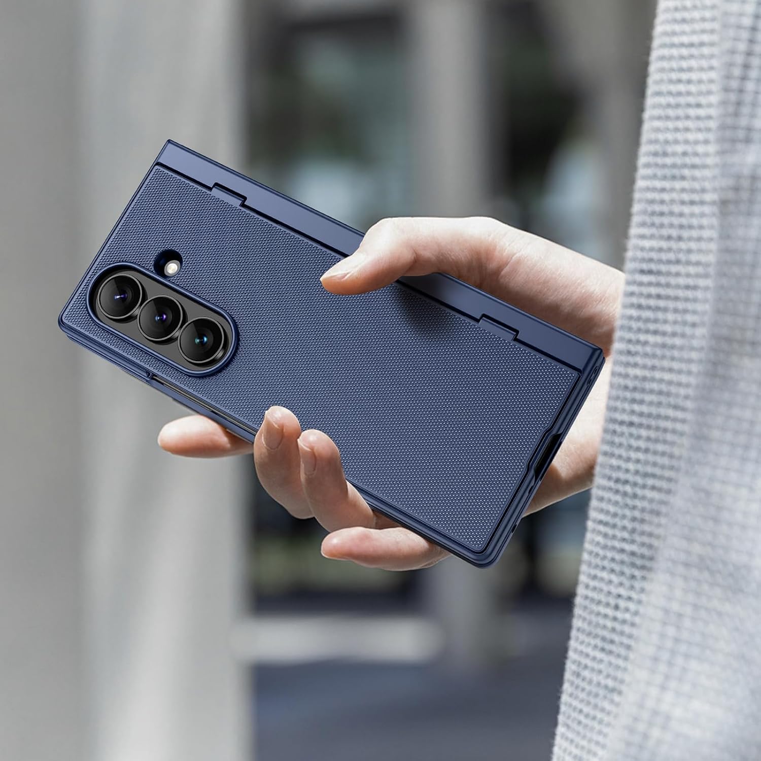 Thumbnail 6 de Samsung Galaxy Z Fold 7 slim case with kickstand