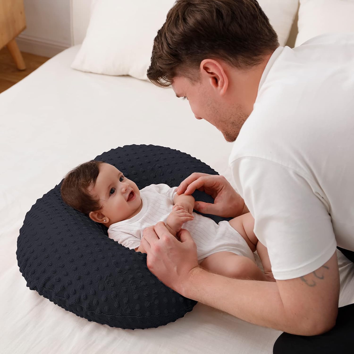 Detalle 2 de QUENESS BABY CNP001 Nursing Pillow with Removable, Machine-Washable Cover