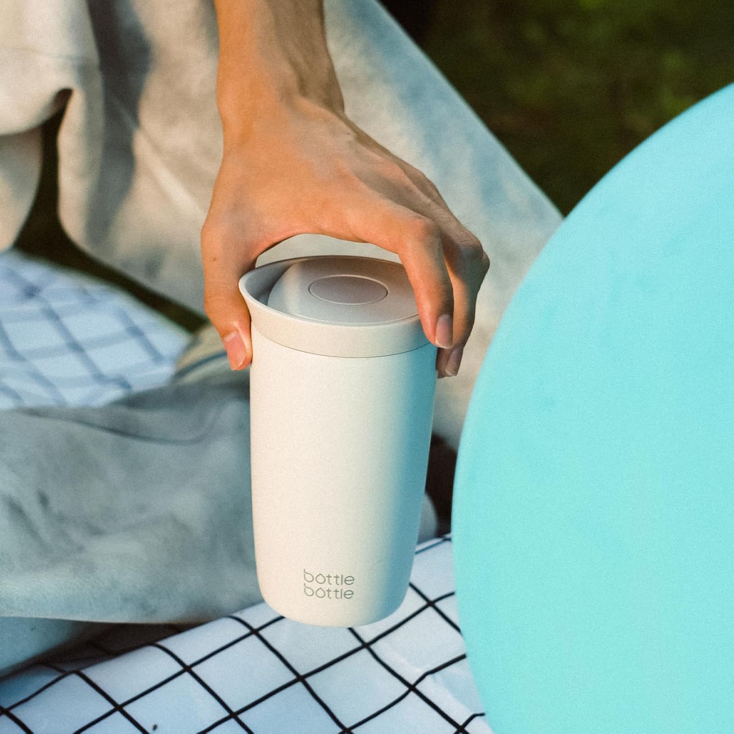 Thumbnail 4 de BOTTLE BOTTLE Insulated Travel Mug 350ml (Gray) with Push-Button Lid