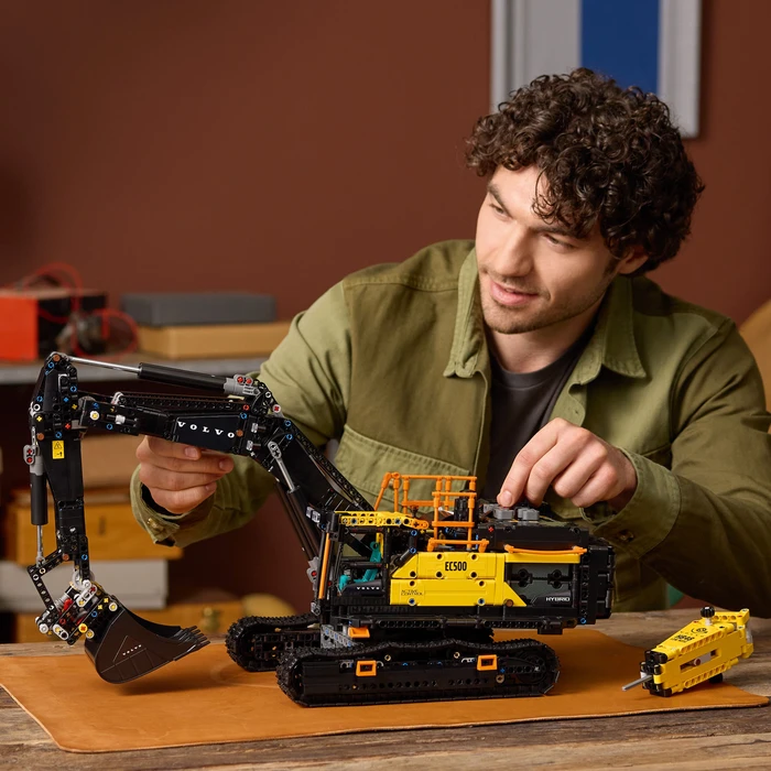 Thumbnail 5 de Lego Technic Volvo EC500 Hybrid Bagger 2.359 Teile