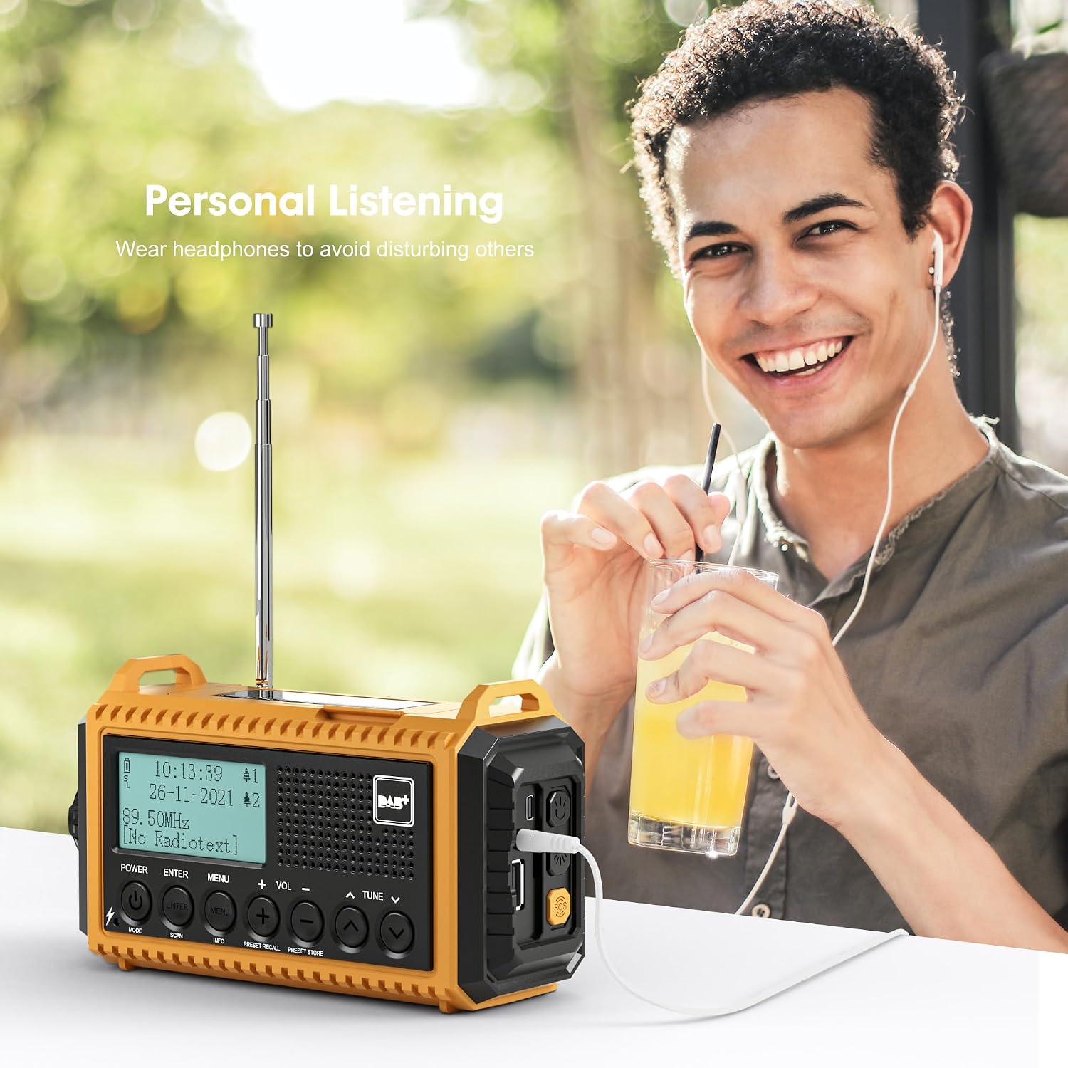 Detalle 2 de Radio à manivelle DAB+ 5000 mAh