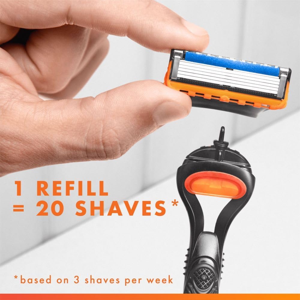 Detalle 2 de Gillette Fusion5 Razor with 10 blade refills 🪒