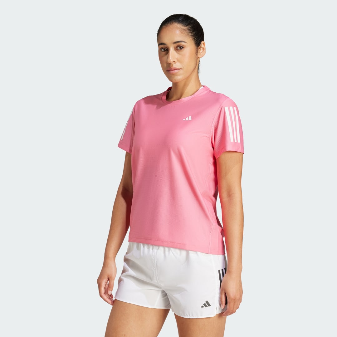 Detalle de Camiseta Own The Run de Adidas – Rosa