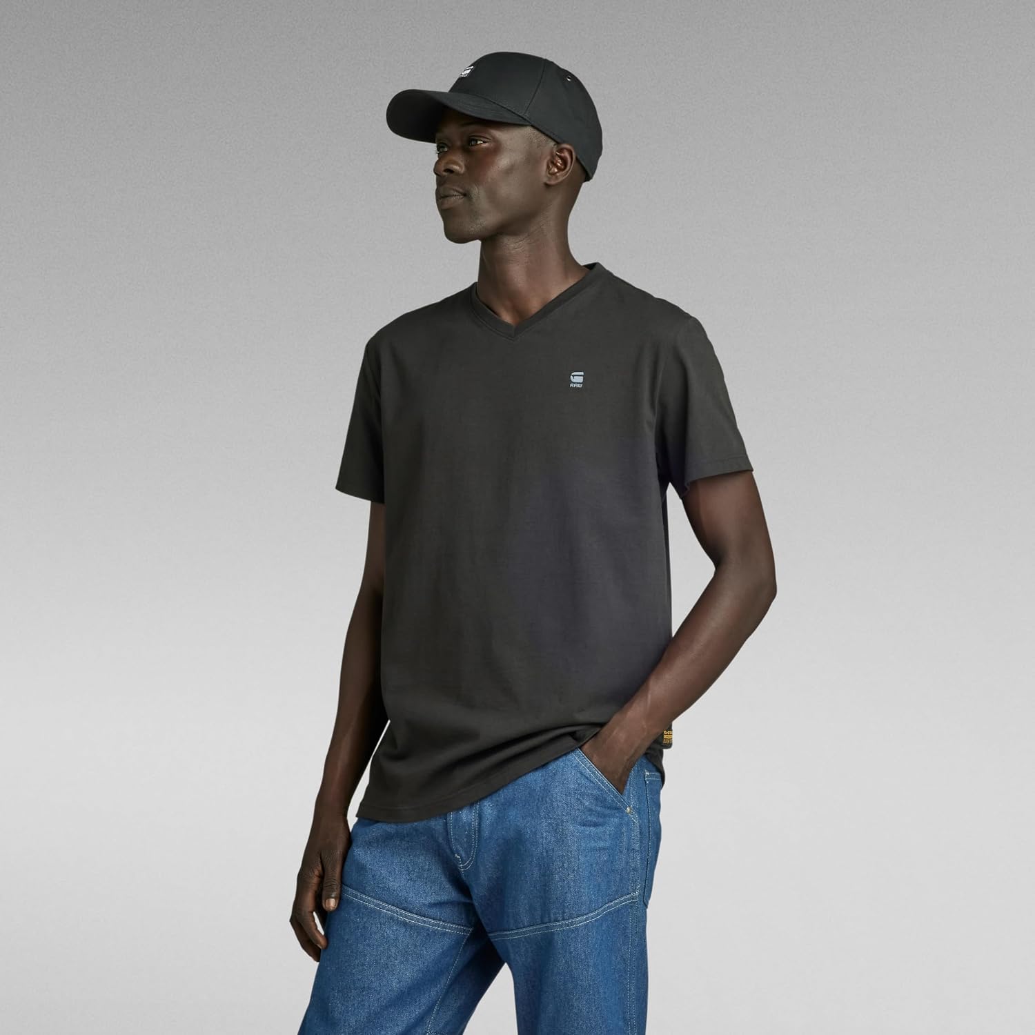 Detalle 2 de G-Star Uomini Base-S V-Neck T-Shirt