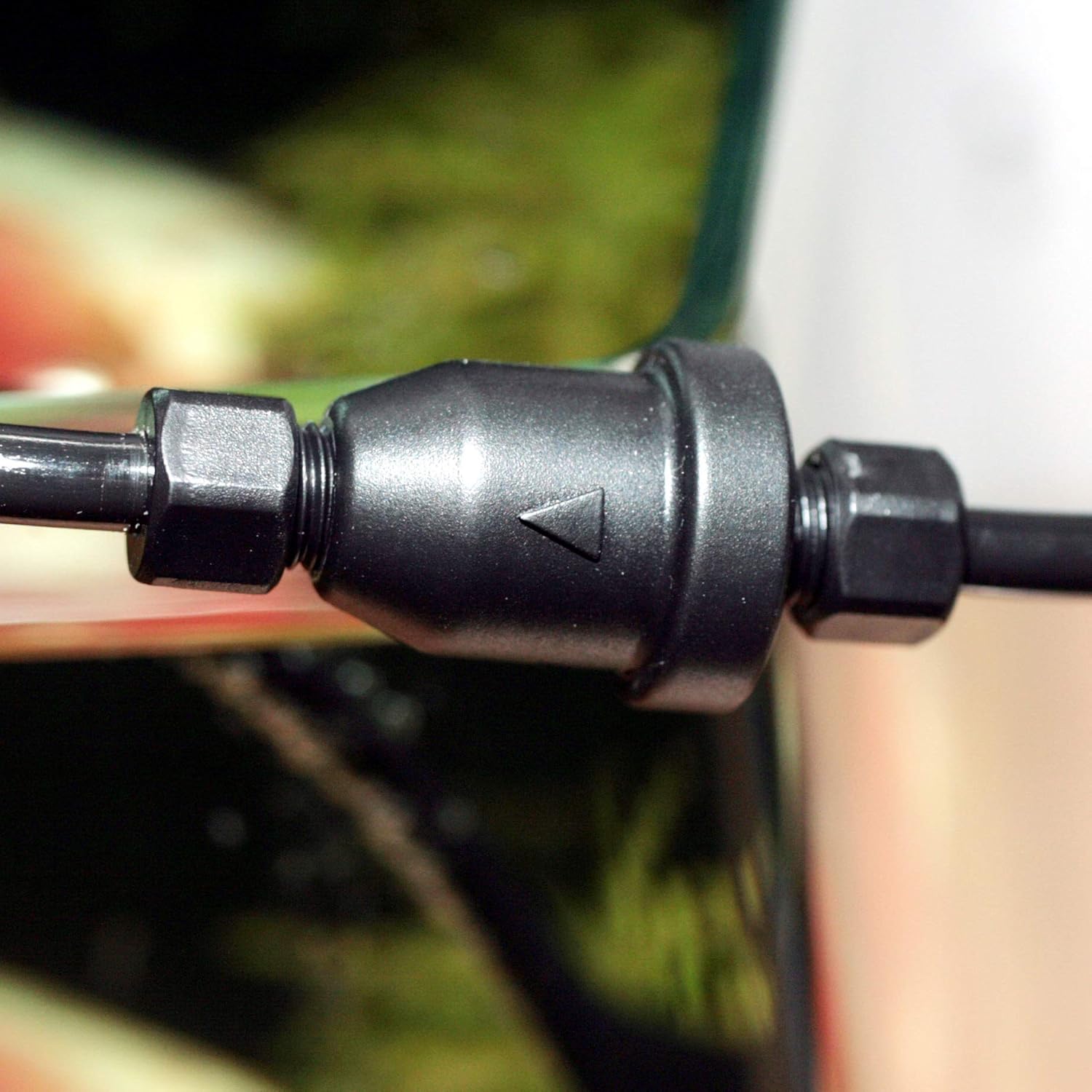 Detalle de JBL ProFlora SafeStop válvula antirretorno 4/6 mm