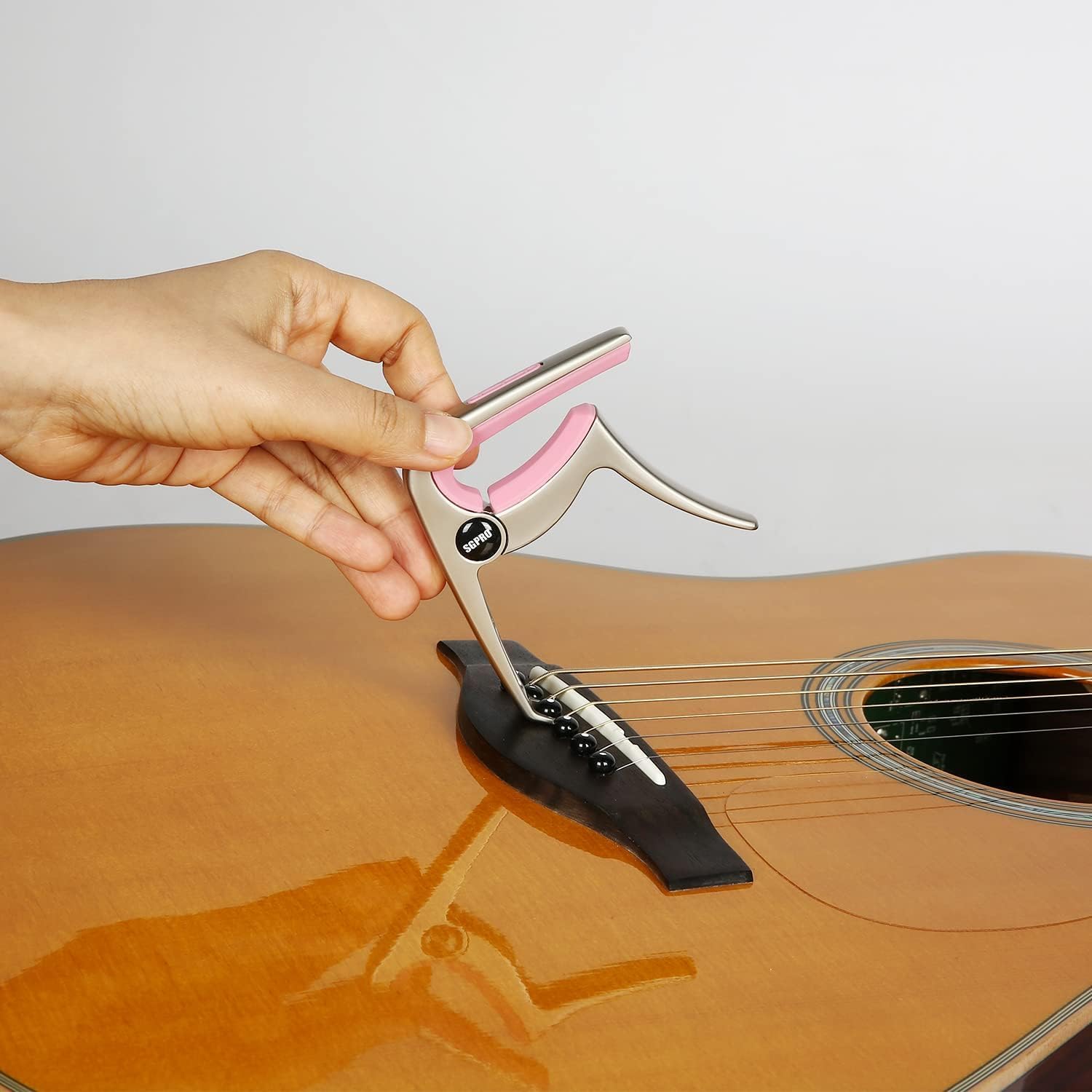 Detalle de SGPRO 3-in-1 Guitar Capo SG-GC20A