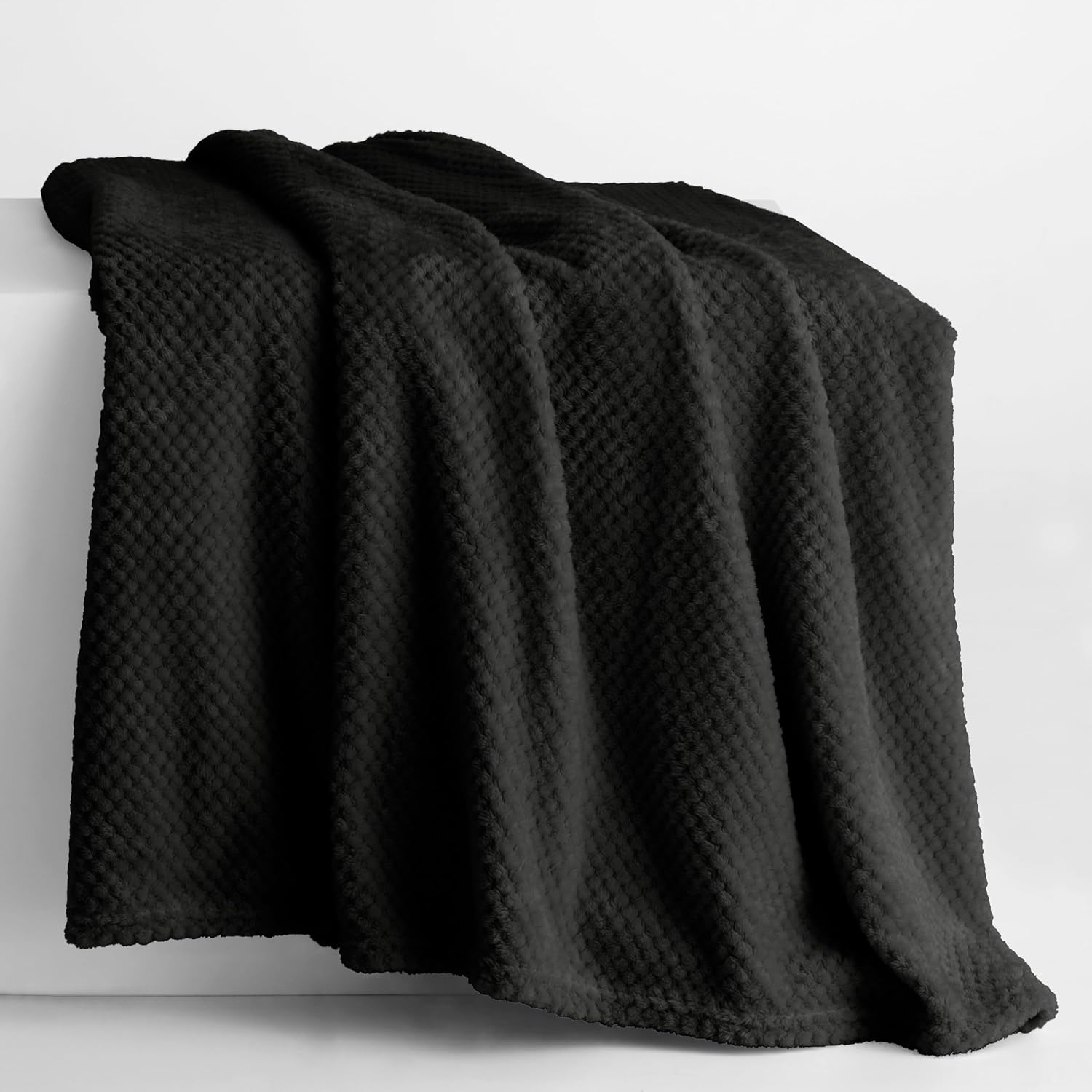 Detalle 2 de DecoKing Couverture Polaire 150 x 200 cm – Plaid Doux en Microfibre, Noir, idéal canapés et lits