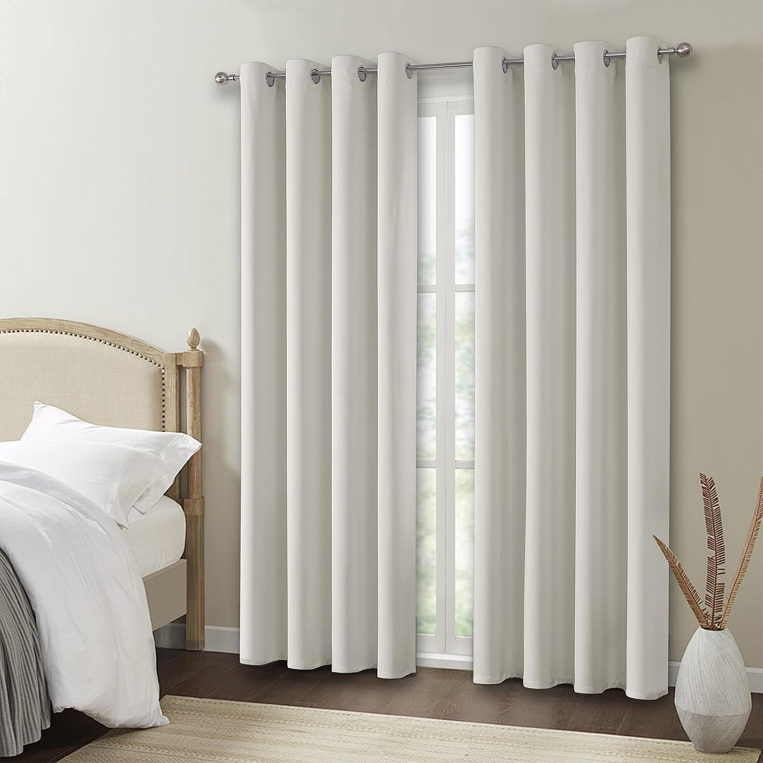 Detalle de VEHEDE Short Small Window Curtains (45 inch drop) – Thermal blackout eyelet curtains, light beige, 2 panels