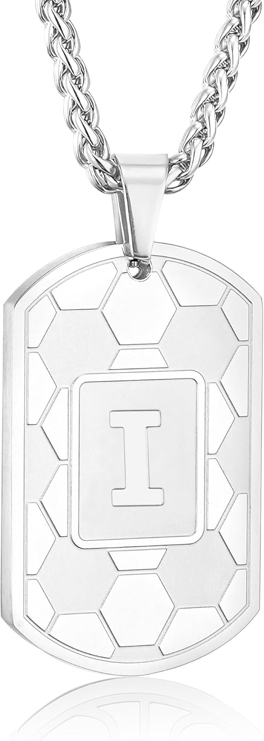 Detalle de Miss Chipmunk Fußball Buchstaben Halskette A–Z aus Edelstahl – personalisierbares Dog Tag Schmuckstück für Herren