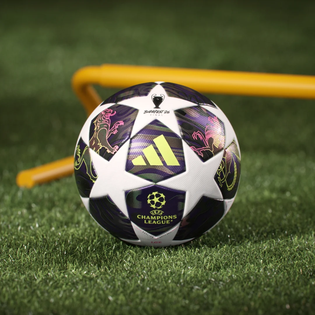 Detalle 2 de BALÓN OFICIAL FINAL DE LA UEFA CHAMPIONS LEAGUE de Adidas (violeta) — ficha para decidir si merece la pena