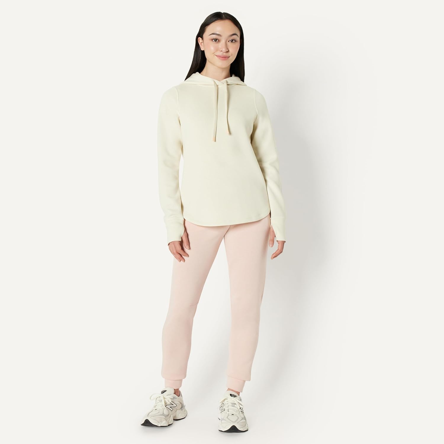 Thumbnail 4 de Amazon Essentials Women’s Active Sweat Relaxed-Fit Long-Sleeve Hoodie Sweatshirt