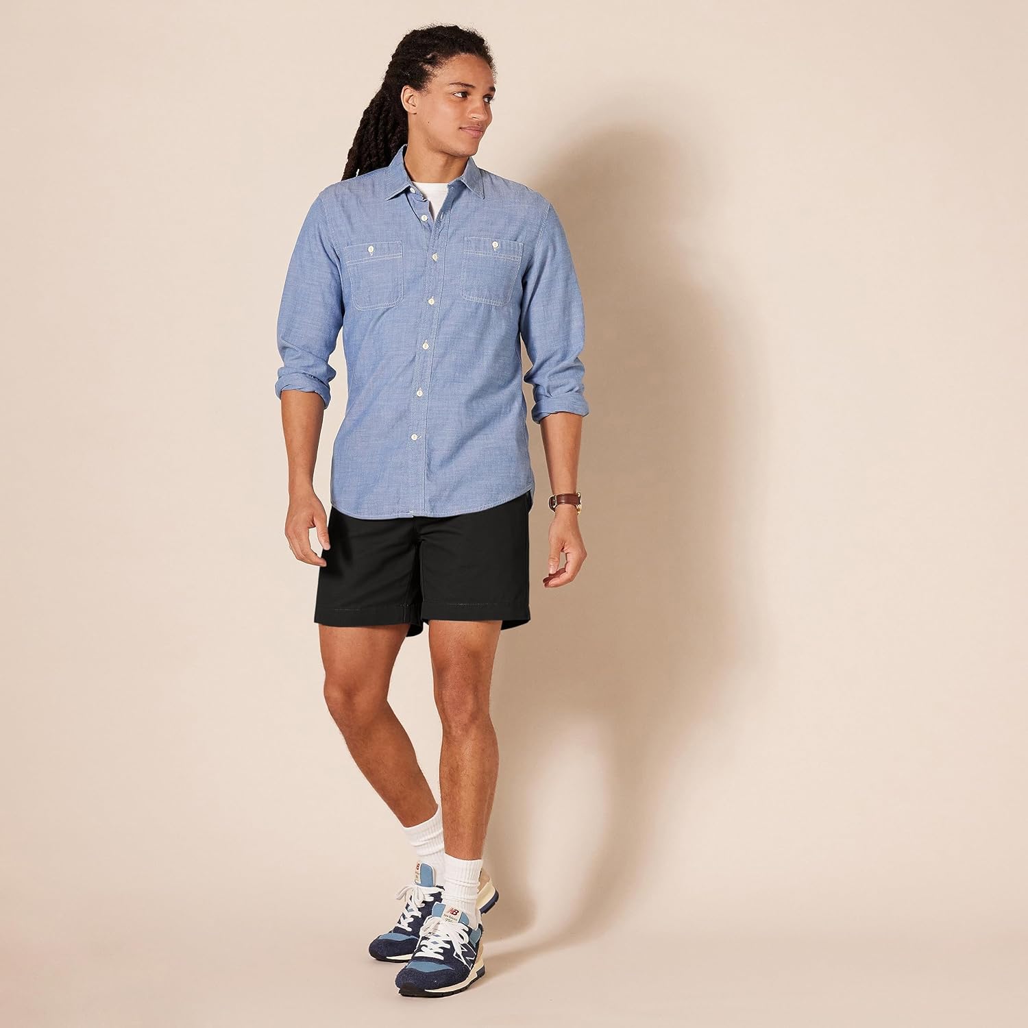 Thumbnail 2 de Amazon Essentials Men’s Classic-Fit 7” (18 cm) Chino Shorts