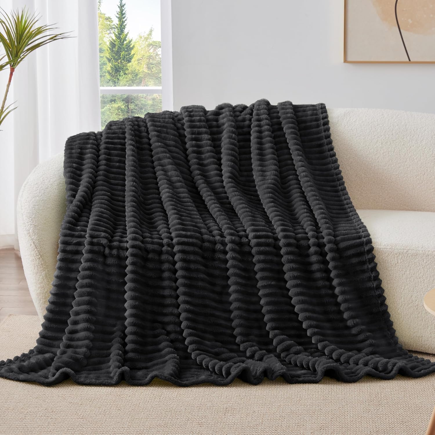 Thumbnail 6 de BEDELITE Fleece Black Throw Blanket: 50" x 60", 300GSM, Soft & Warm Striped Throw for Couch