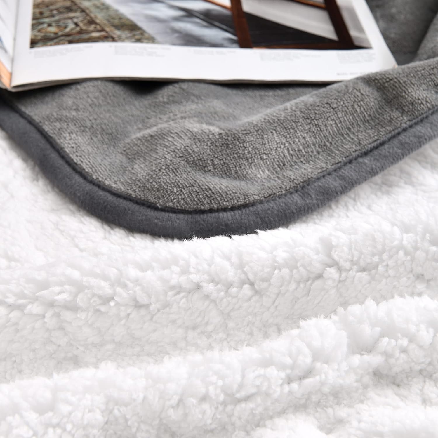 Detalle 2 de Yaning waterproof blanket (Grey, 152x203cm) for bed, sofa and pet messes