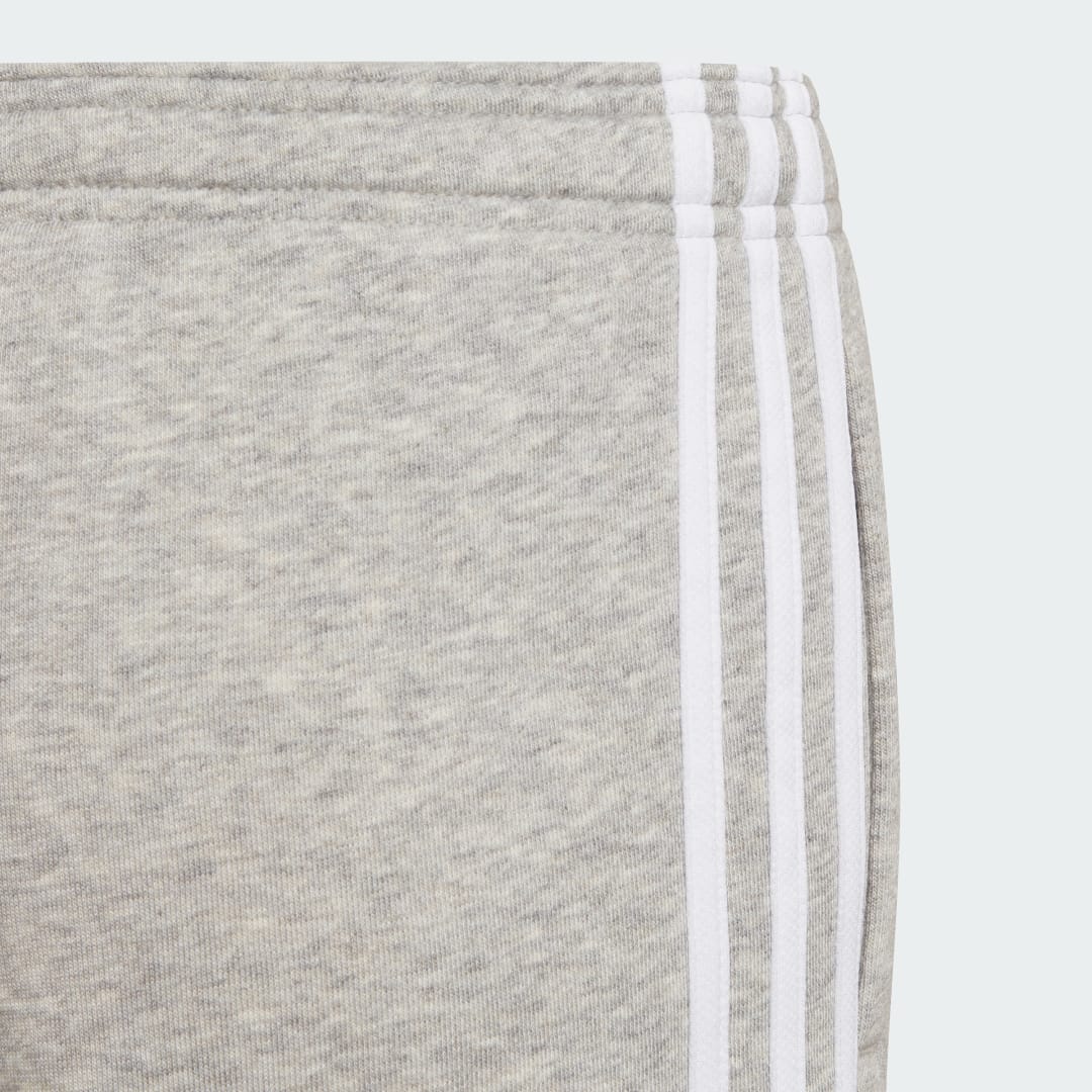 Detalle 2 de Adidas Essentials French Terry 3 bandas pantalón Gris