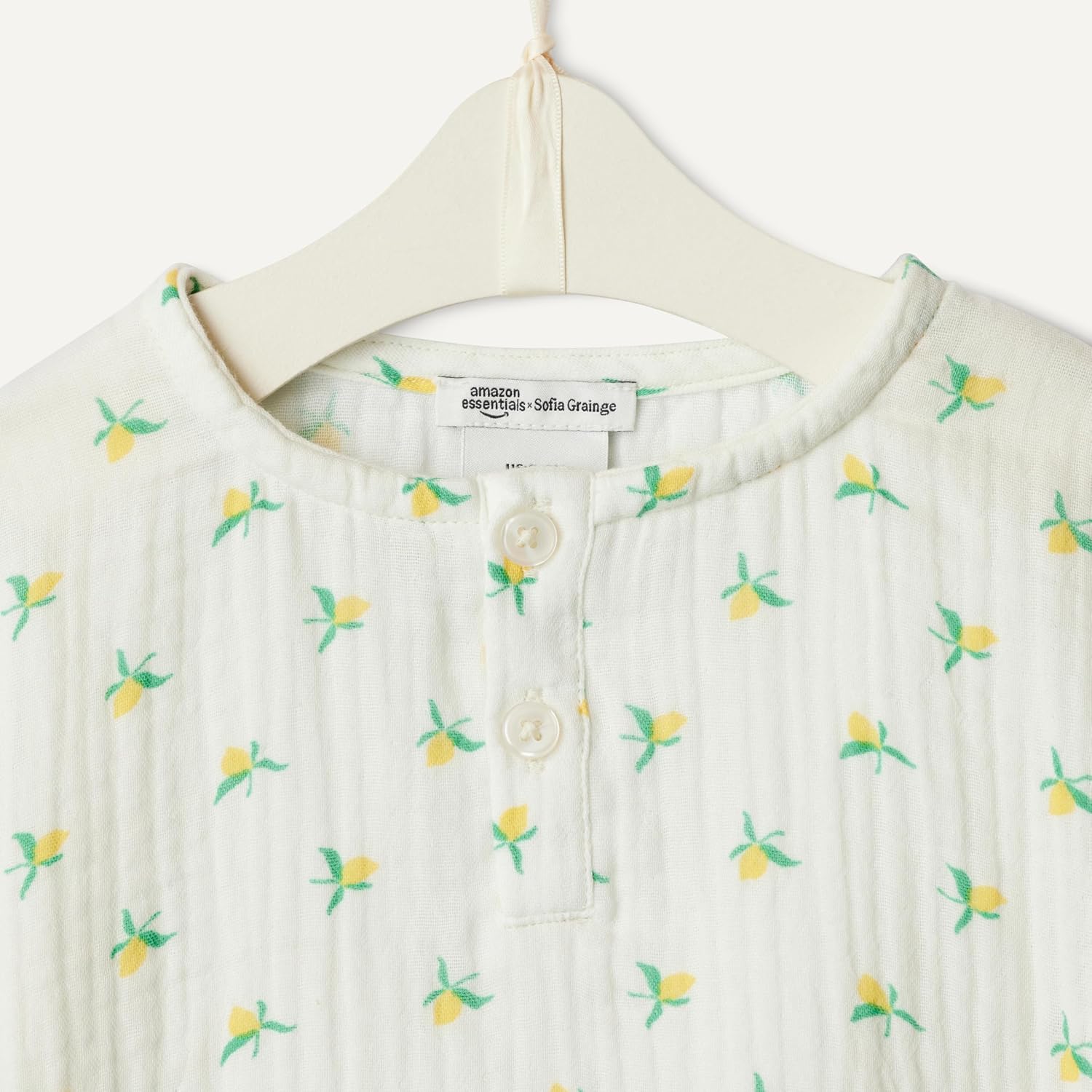 Detalle 2 de Amazon Essentials x Sofia Grainge Unisex Baby Spielset aus Baumwollgaze: Hemd und Shorts