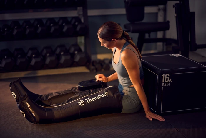 Thumbnail 7 de Therabody Jetboots Prime Medium (Theragun) – kabelloses Beinmassagegerät mit Kompression