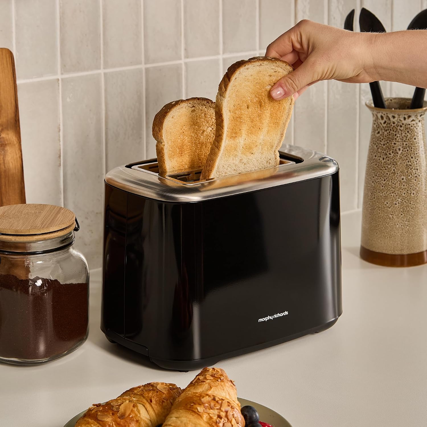Thumbnail 5 de Morphy Richards Equip 2 Slice Toaster (800W) – Defrost & Reheat with Variable Width Slots