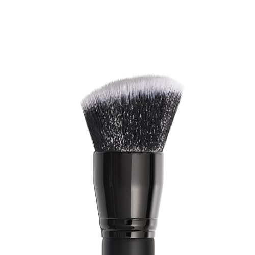 Detalle de e.l.f. Dual-Ended Cream + Powder Brush: All-in-One Tool for Cream and Powder Makeup