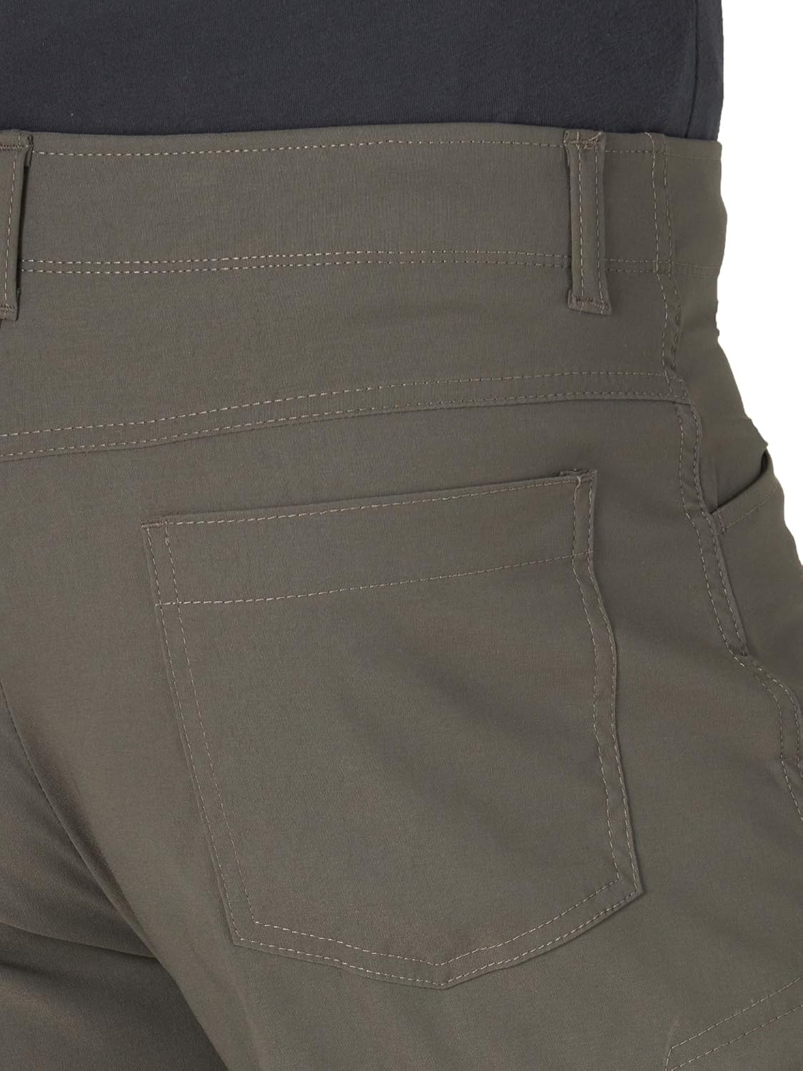 Detalle de Wrangler Authentics Men's Performance Comfort Flex Cargo Short