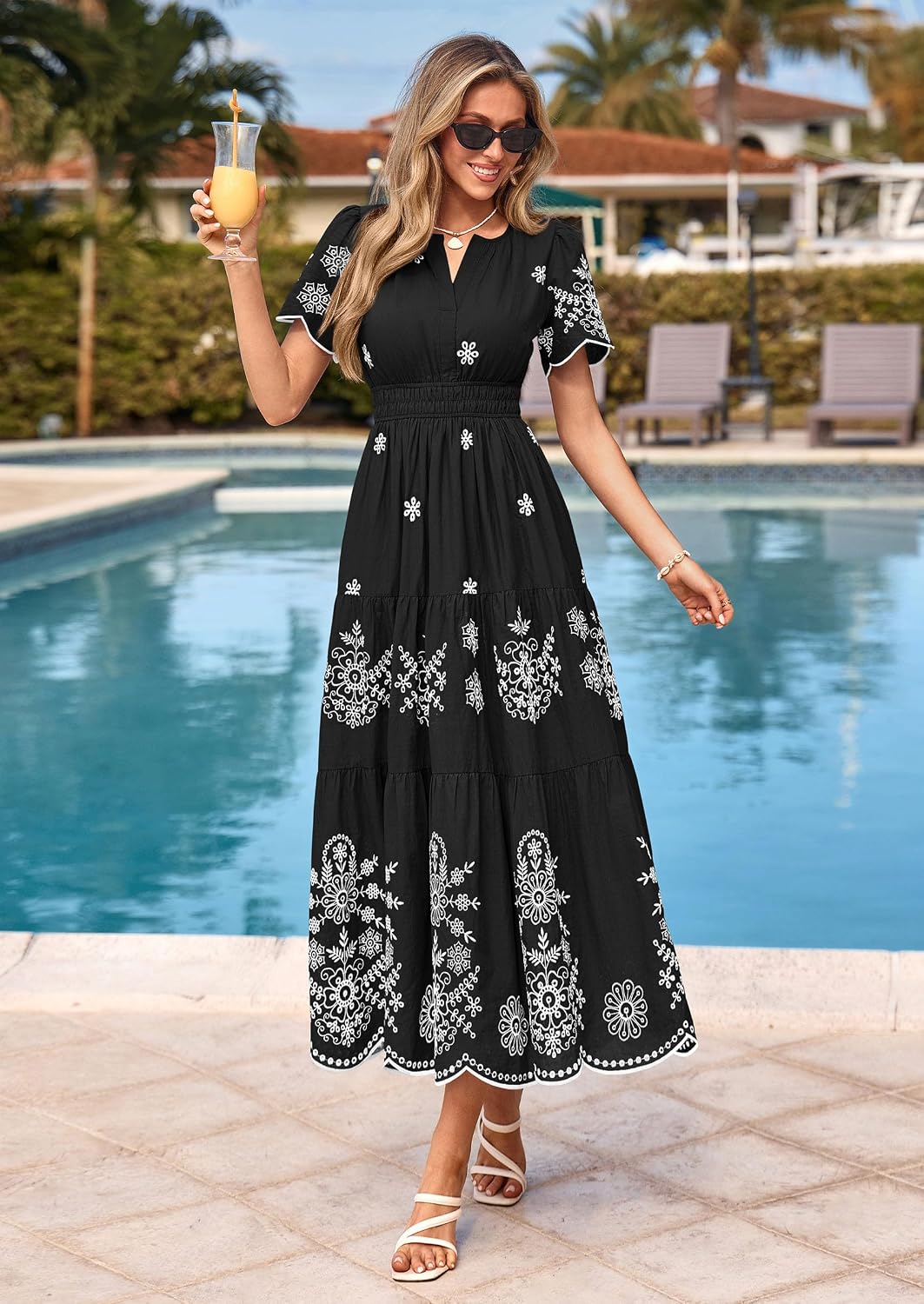 Detalle de PRETTYGARDEN Summer Boho Maxi Dress for Women (2026) with Floral Print, V-Neck, Pockets