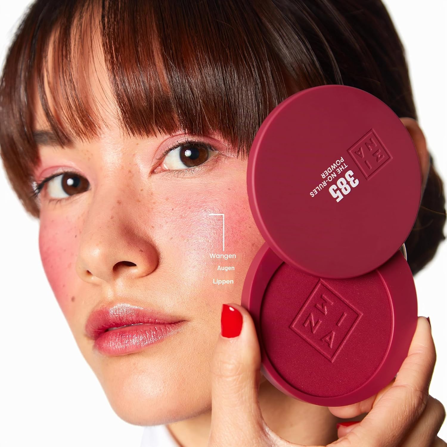 Detalle 2 de 3INA MAKEUP The No-Rules Powder 385 Burgunderrot – 3-in-1 Kompaktpuder für Augen, Lippen und Wangen