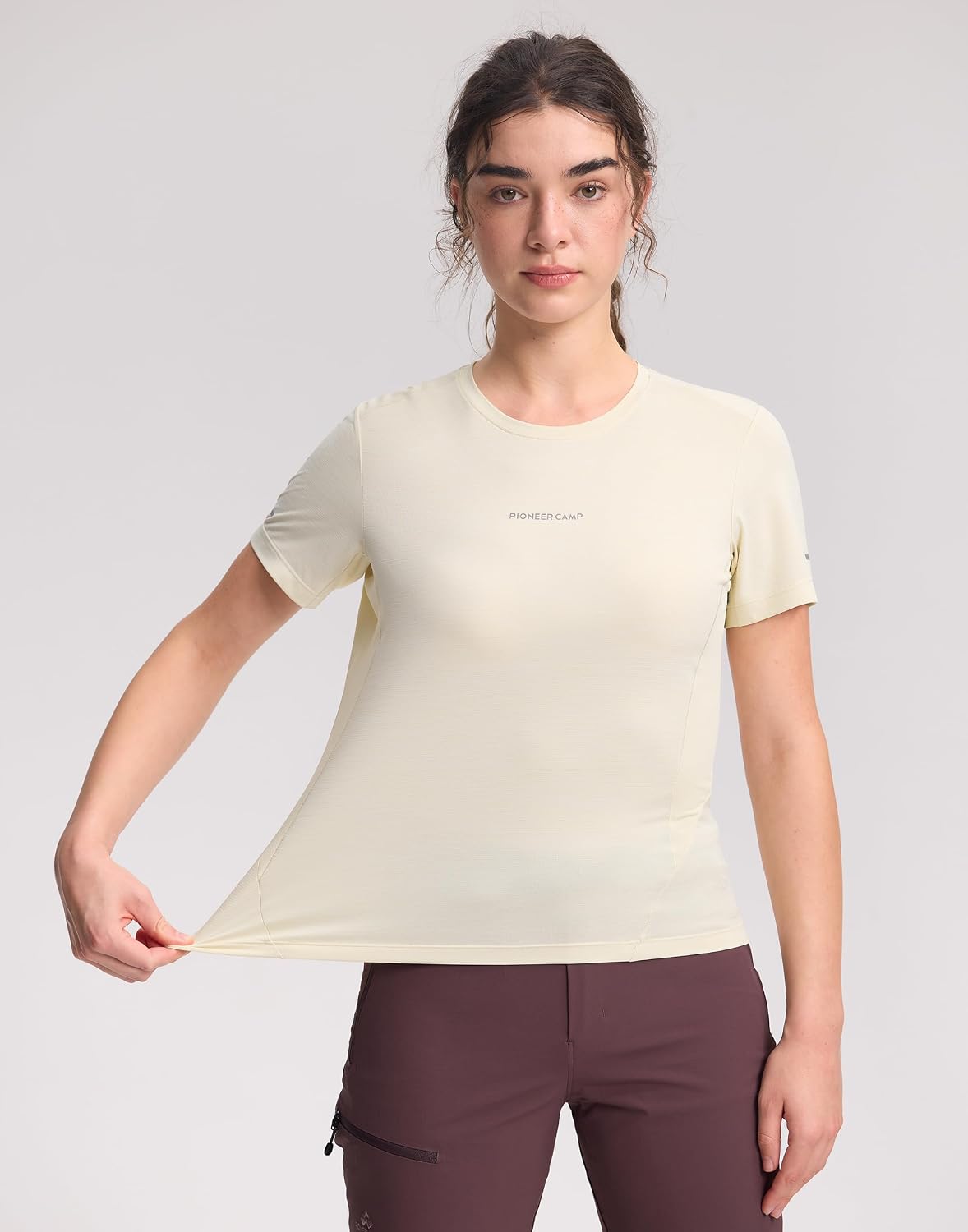 Detalle de Pioneer Camp Maglietta sportiva da donna con traspirazione rapida e inserti in rete