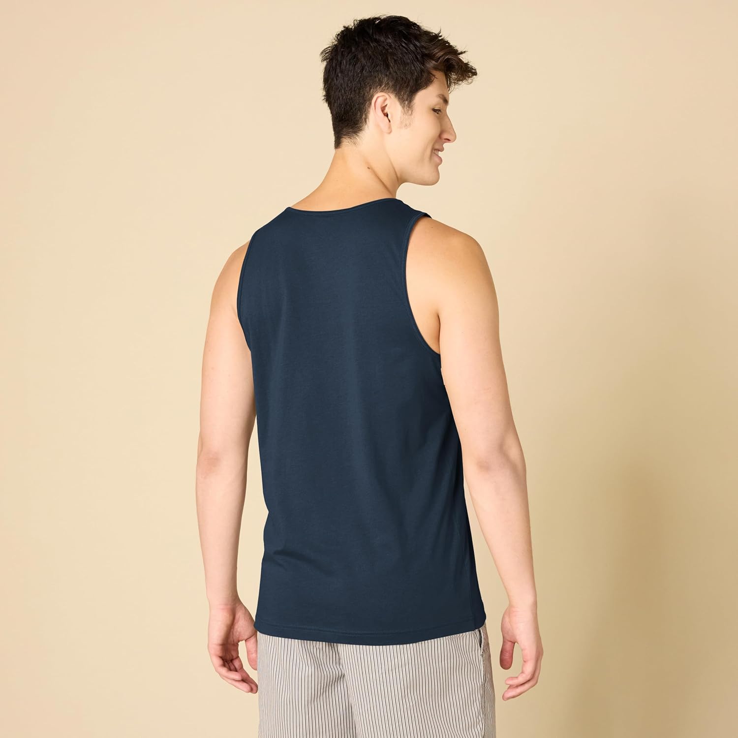 Thumbnail 1 de Amazon Essentials Herren Tanktop, Normale Passform – Vielseitiges Basic für warme Tage