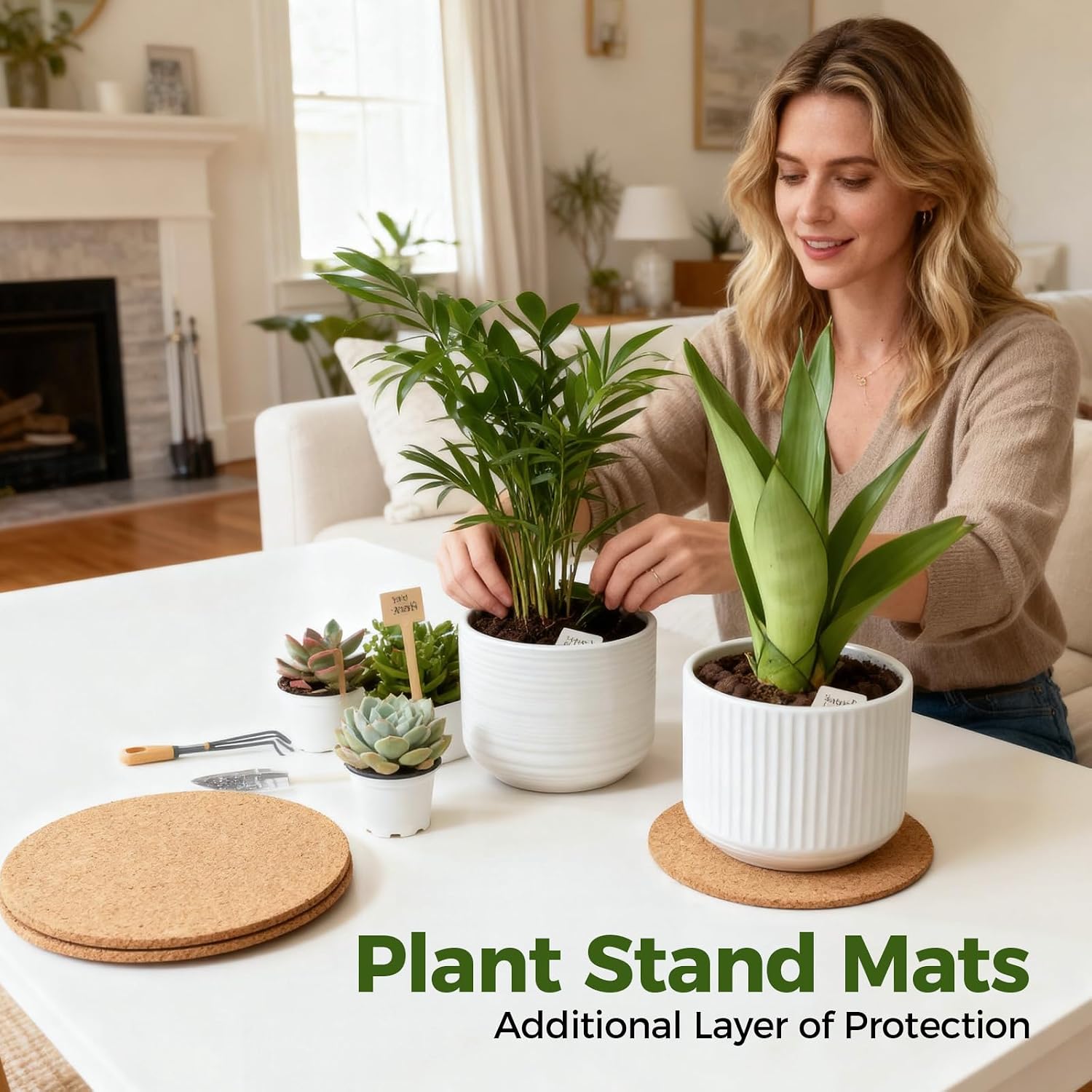 Detalle 1 de Bamworld 8-Inch Cork Plant Saucers, Set of 3, with Rubber Backing