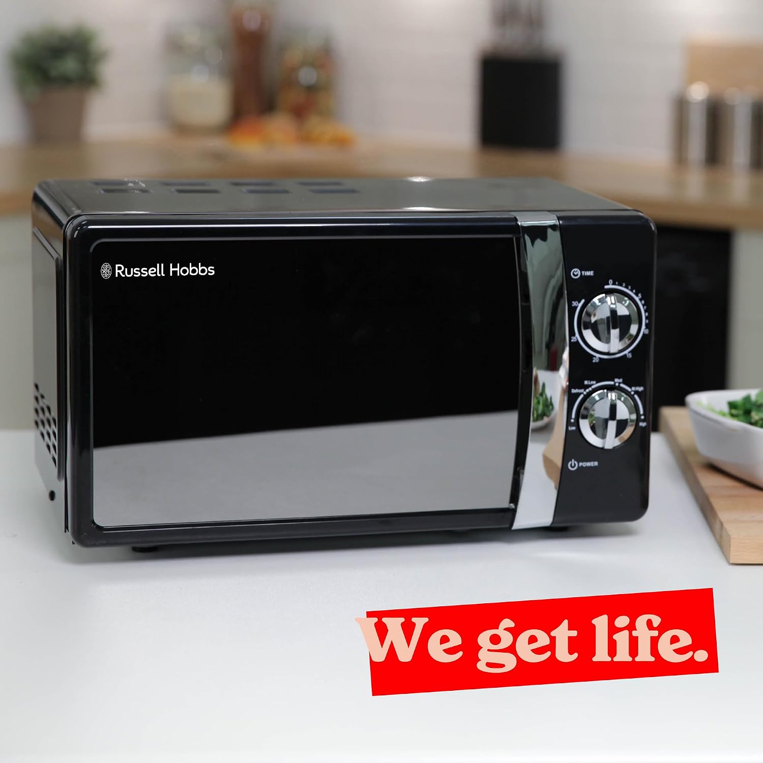 Detalle de Russell Hobbs RHMM701B 17 L 700 W solo microwave with 5 power levels, defrost and timer