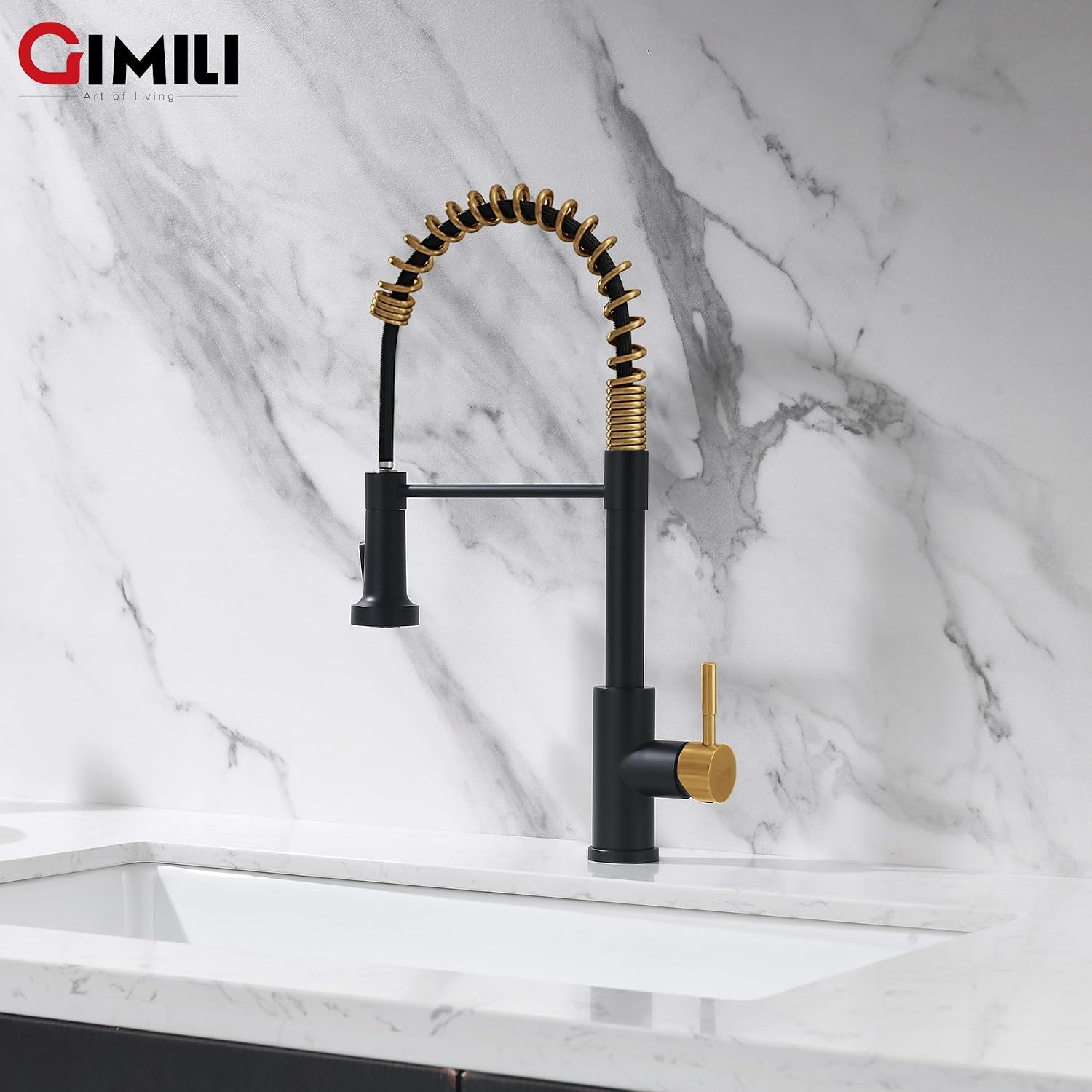 Detalle de GIMILI Black and Gold Kitchen Faucet with Pull-Down Sprayer