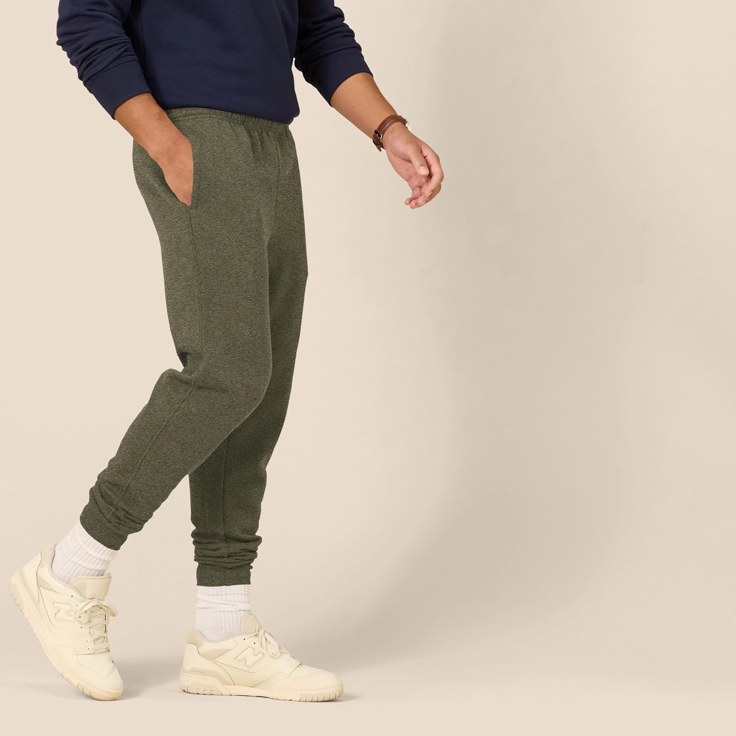 Detalle de Amazon Essentials sweatpants relaxed fit