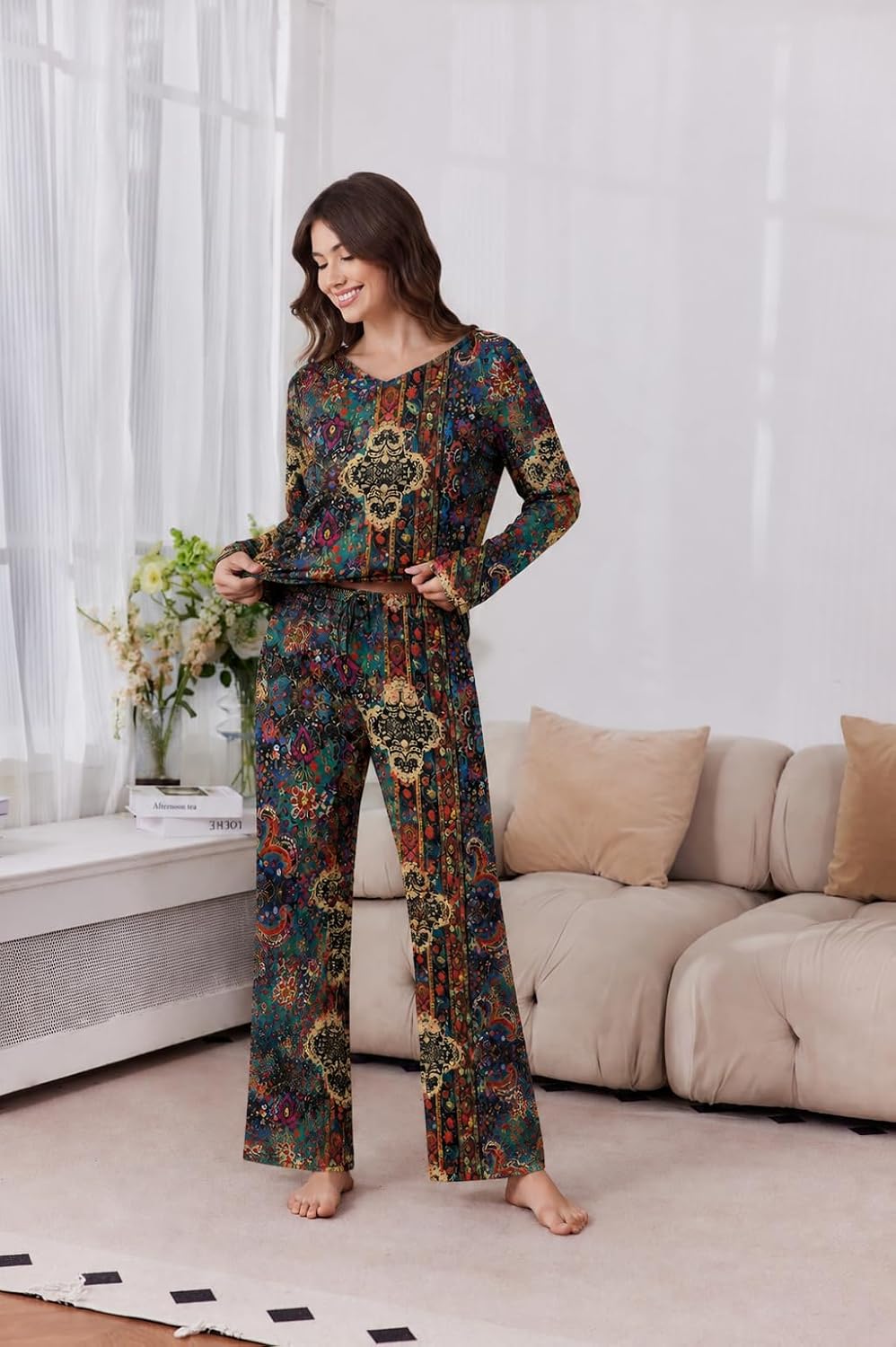 Detalle 2 de Ekouaer 2-Pack Women's Long-Sleeve V-Neck Pajama Sets with Pockets