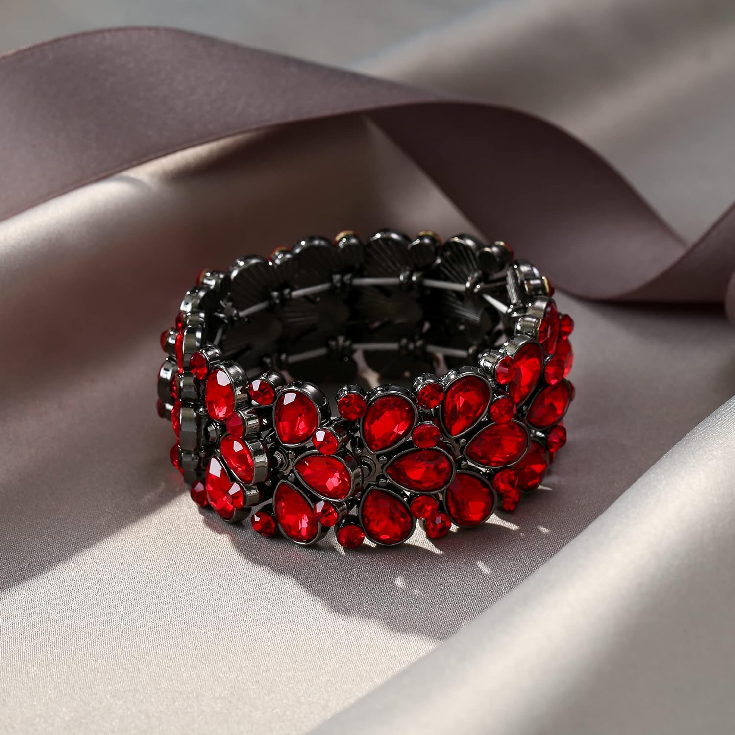 Thumbnail 2 de EVER FAITH Armband Art Deco mit Strass-Kristallen – rundes österreichisches Kristall 3-lagiges Teardrop Stretcharmband für Damen