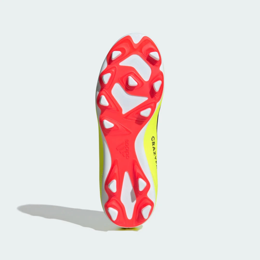 Detalle de Adidas X Crazyfast Club versátil: Bota de fútbol en Amarillo