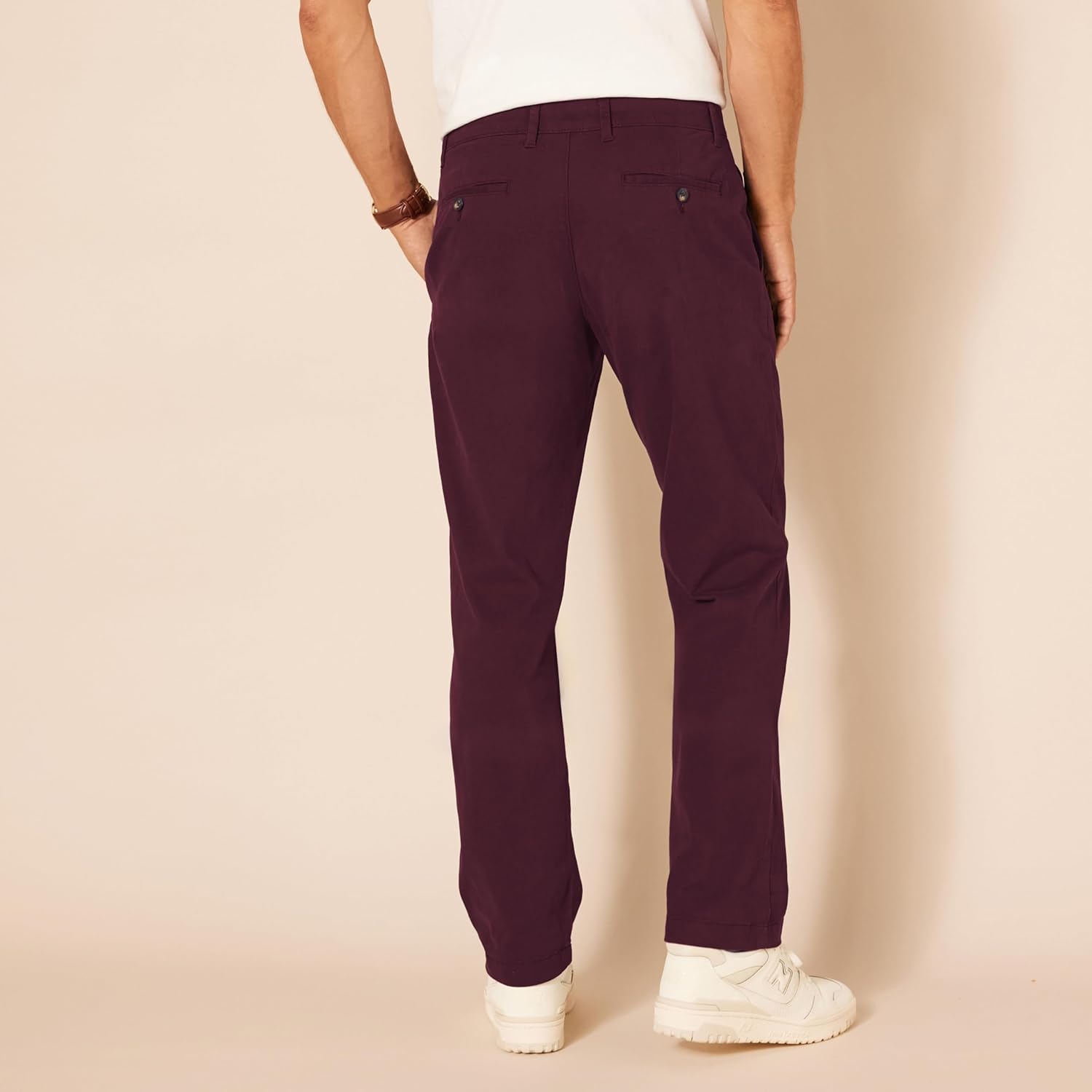 Thumbnail 1 de Amazon Essentials Herren Legere Stretch-Chinohose in sportlicher Passform (bis Übergröße)
