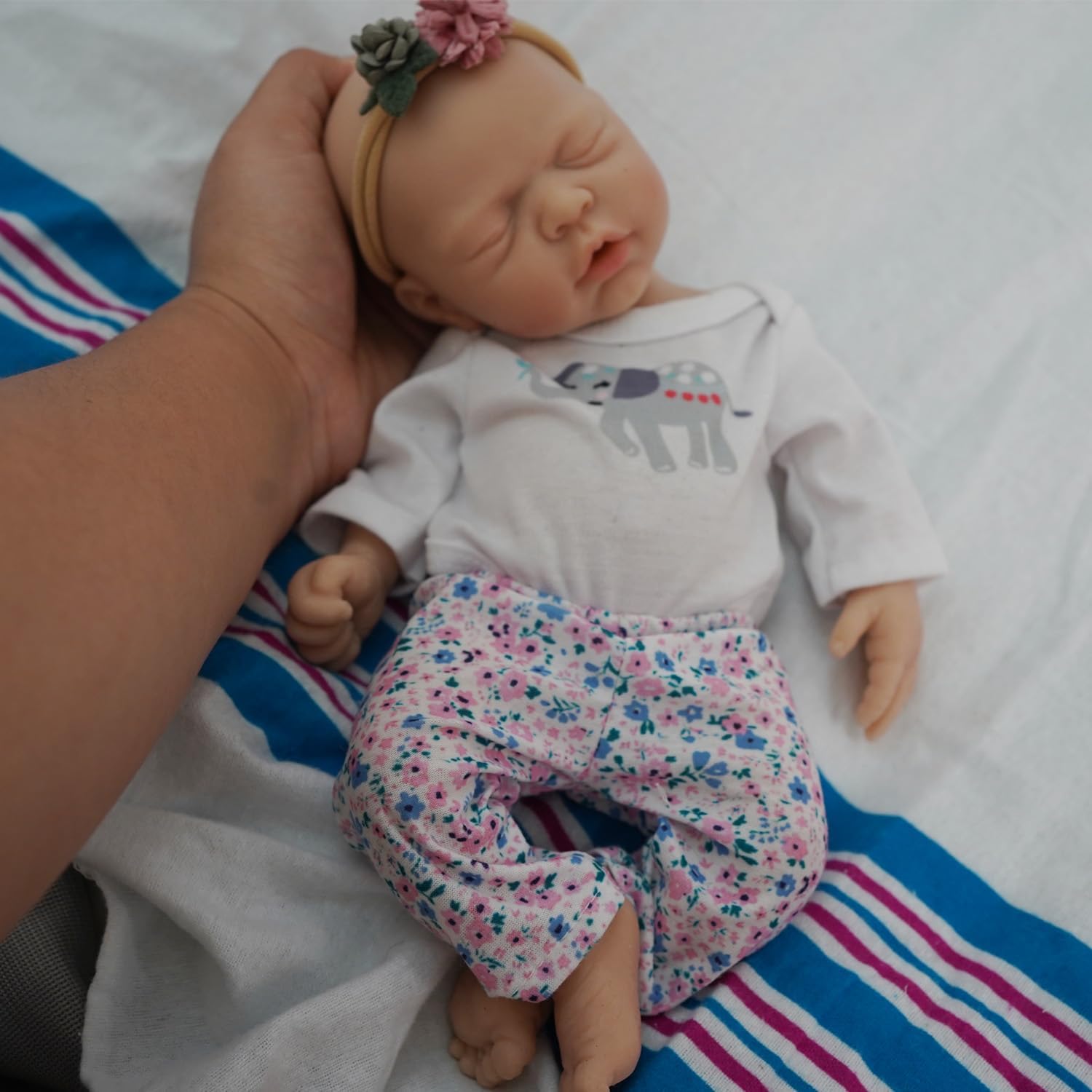 Thumbnail 3 de MYREBABY Lifelike Reborn Baby Dolls - 12-inch Full Silicone Newborn Girl