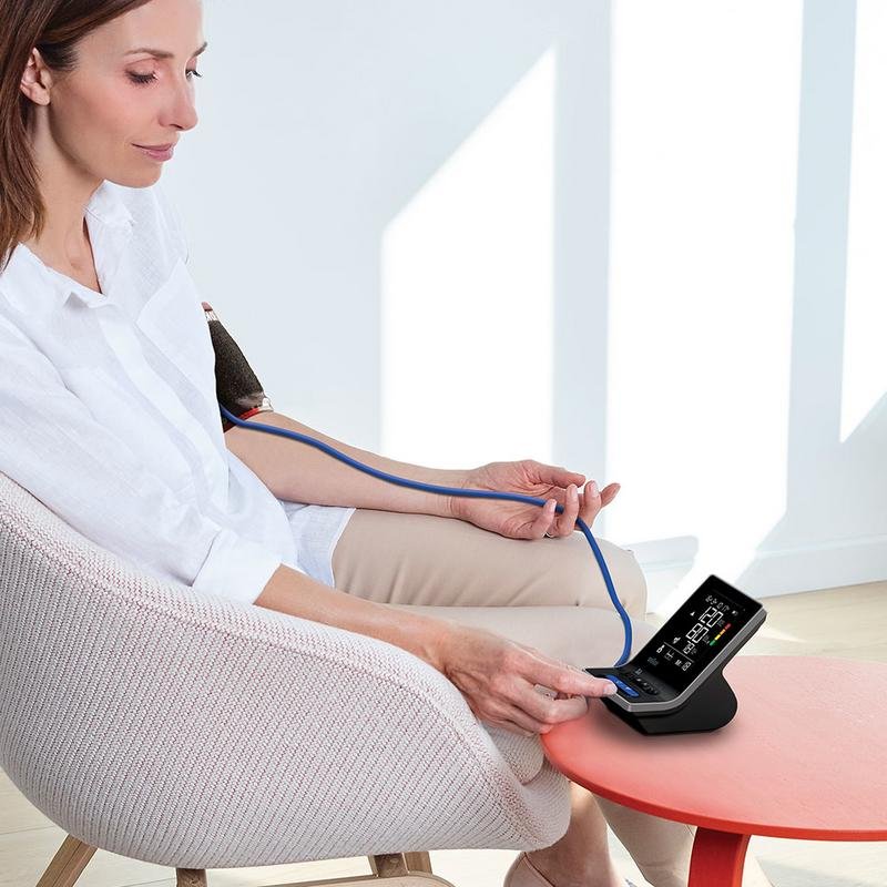 Detalle de Braun BUA 6350: tensiómetro de antebrazo con Bluetooth y memoria dual