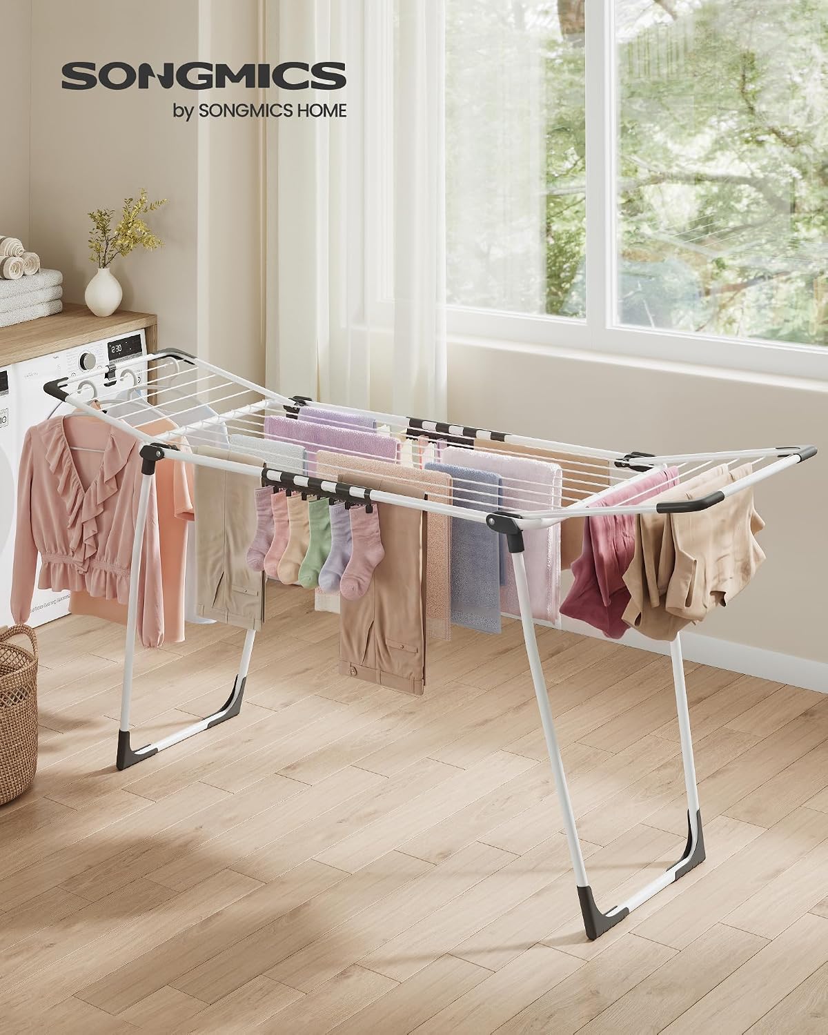 Detalle de SONGMICS LLR518W01 BUNJI Winged Clothes Airer, 18 m Drying Space
