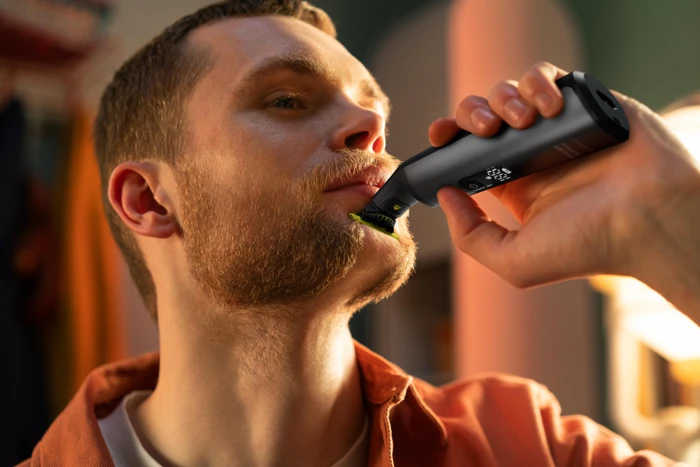 Thumbnail 4 de Philips OneBlade Pro 360 QP6652/30 Face and Body Chrom 🪒