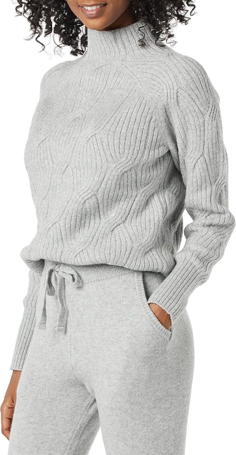 Detalle de Amazon Essentials Women's Winter Long-Sleeve Soft Touch Funnel Neck Cable Knit Sweater