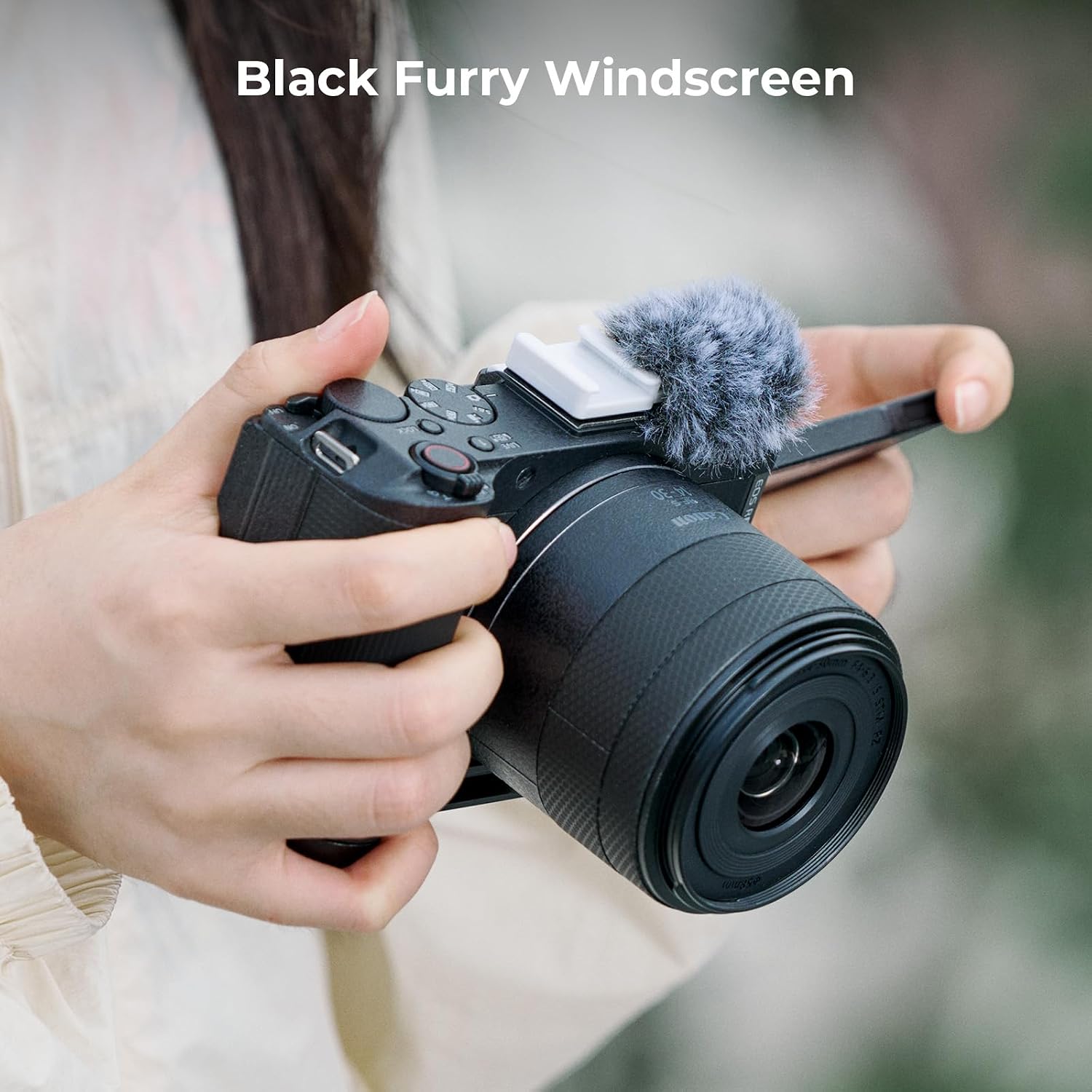 Detalle de SmallRig Furry Windscreen Kit (2pcs) for Canon EOS R50 V with Cold Shoe Adapter and Wind Muff – 5434