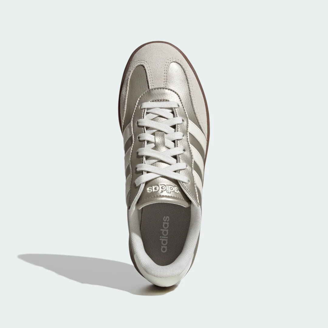 Detalle 2 de Zapatilla Barreda de Adidas: estilo plateado para uso diario y paseo urbano